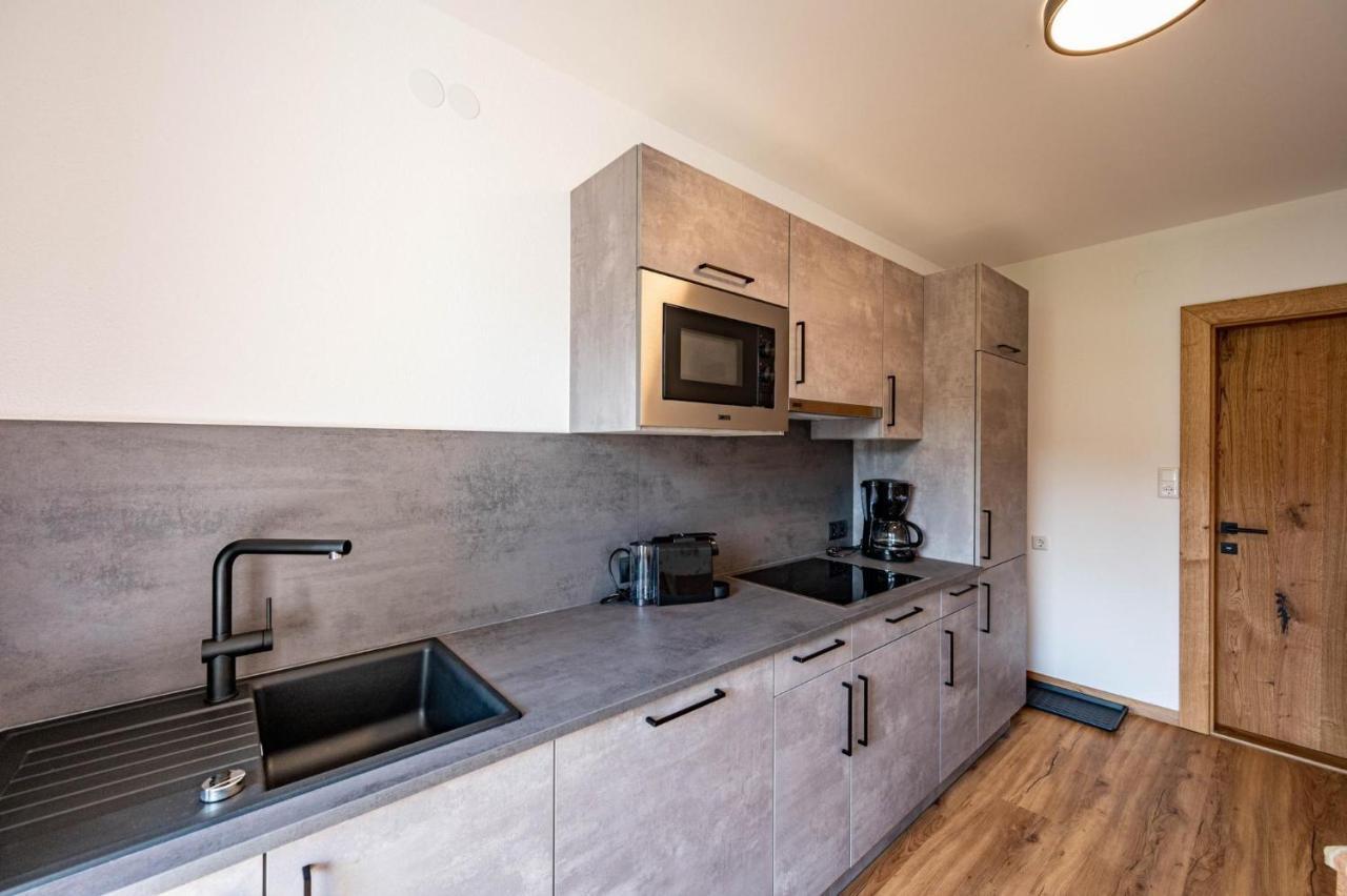 Rustika - Appartements & Spa Ehrwald Exteriör bild