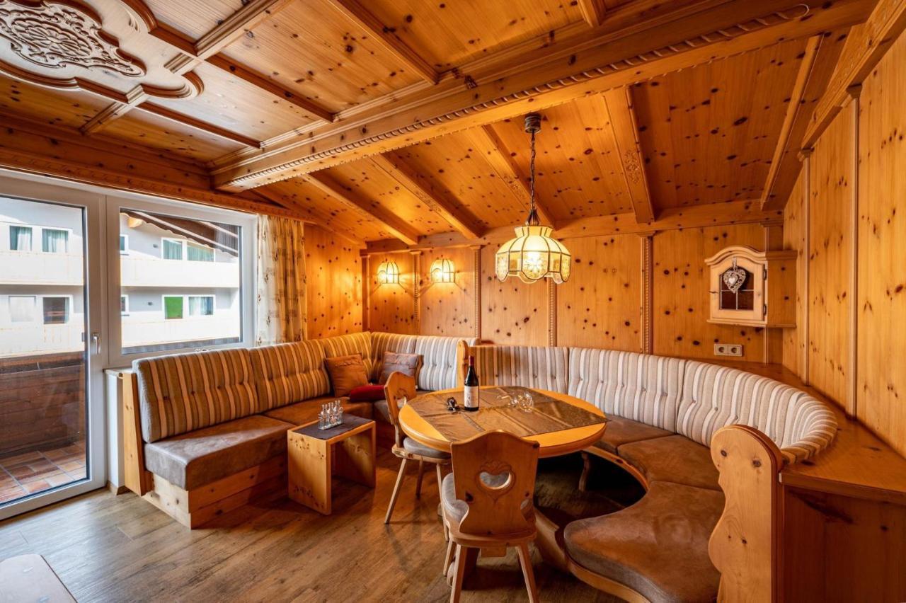 Rustika - Appartements & Spa Ehrwald Exteriör bild
