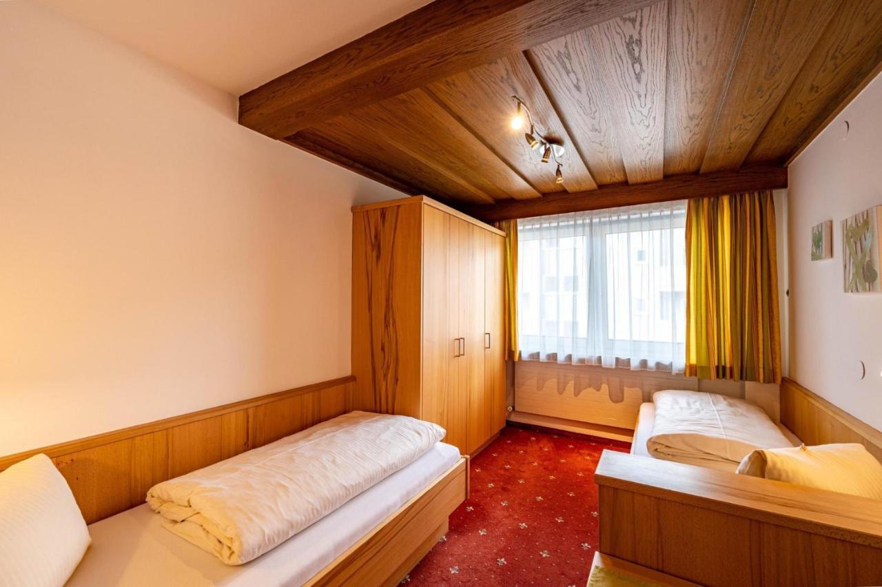 Rustika - Appartements & Spa Ehrwald Exteriör bild