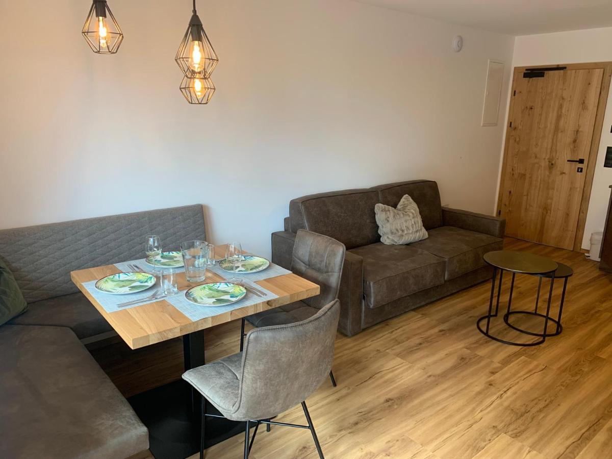 Rustika - Appartements & Spa Ehrwald Exteriör bild