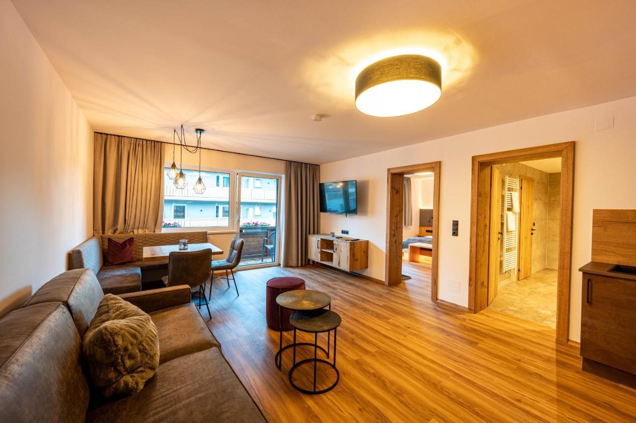 Rustika - Appartements & Spa Ehrwald Exteriör bild